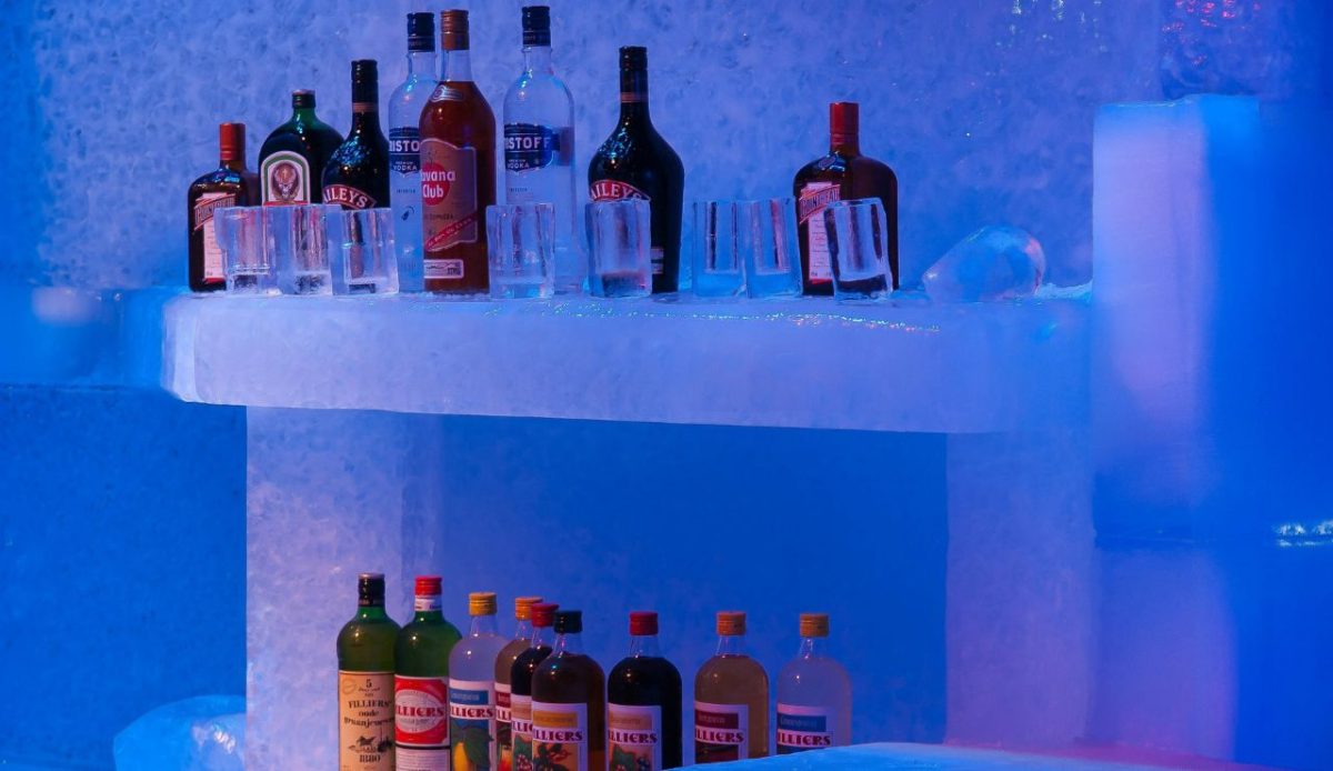 12 Las Vegas Bars Travelers Can’t Stop Talking About 8 Minus5 Ice Bar, Mandalay Bay