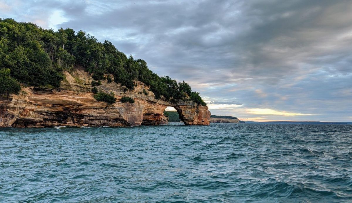 8 Michigan State Parks Too Beautiful to Skip 5 Pictured Rocks National Lakeshore