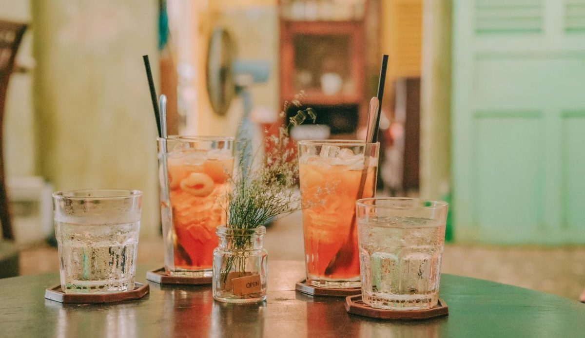 14 Common Mistakes American Tourists Make in Europe 3 Expecting Ice in Drinks