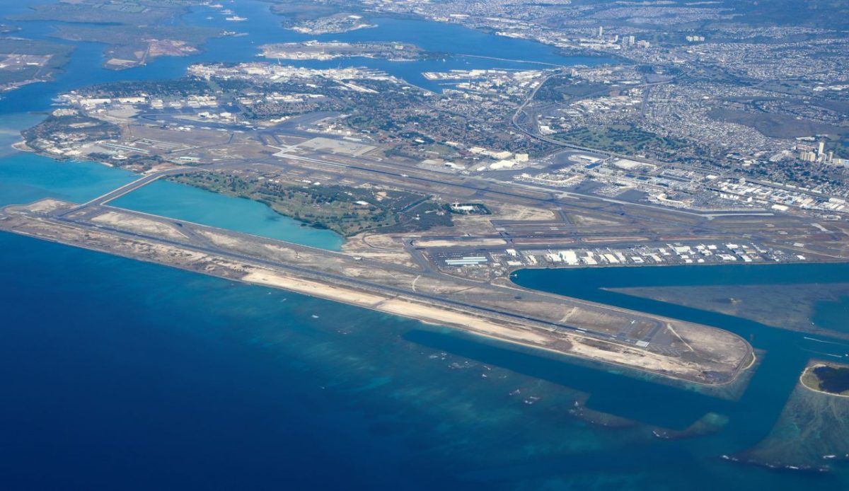 10 Scenic US Airports That Make Arrivals a Treat 2 Honolulu International Airport, Honolulu, Hawaii