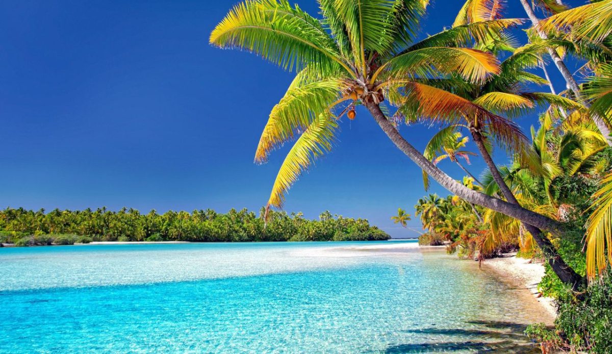 12 Islands Around the World Too Special to Be Tourist Traps 6 Aitutaki, Cook Islands
