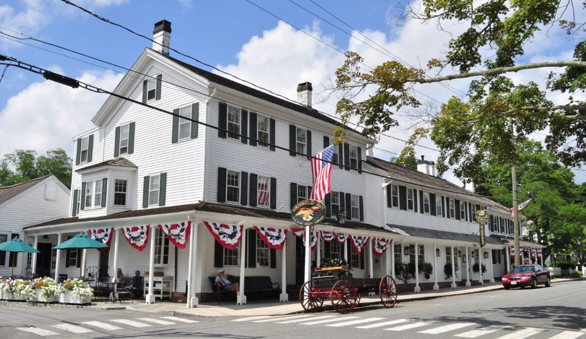 11 Charming Small Towns Worth Visiting in New England 10 Essex, Connecticut