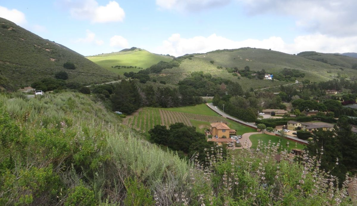 14 Countryside Villages Across the US That Bring Back Simple Living 2 Carmel Valley, California