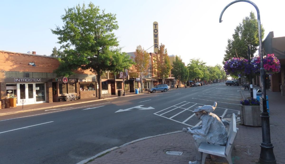 9 Small US Towns Packed With Adventure for Travelers 3 Bend, Oregon