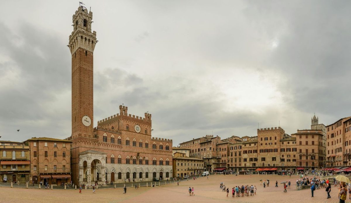 12 Stunning European City Squares Worth Flying For 6 Piazza del Campo, Siena, Italy