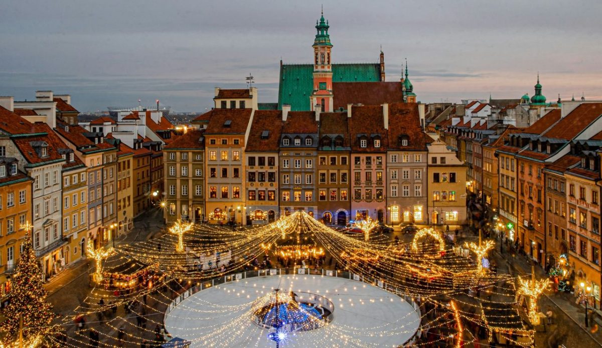 12 Stunning European City Squares Worth Flying For 9 Old Market Square, Warsaw, Poland