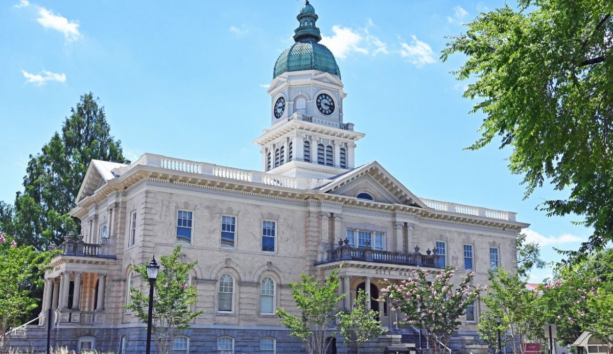 15 Great College Towns Across America That Students and Locals Both Love 4 Athens, Georgia