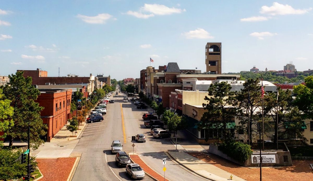 15 Great College Towns Across America That Students and Locals Both Love 14 Lawrence, Kansas
