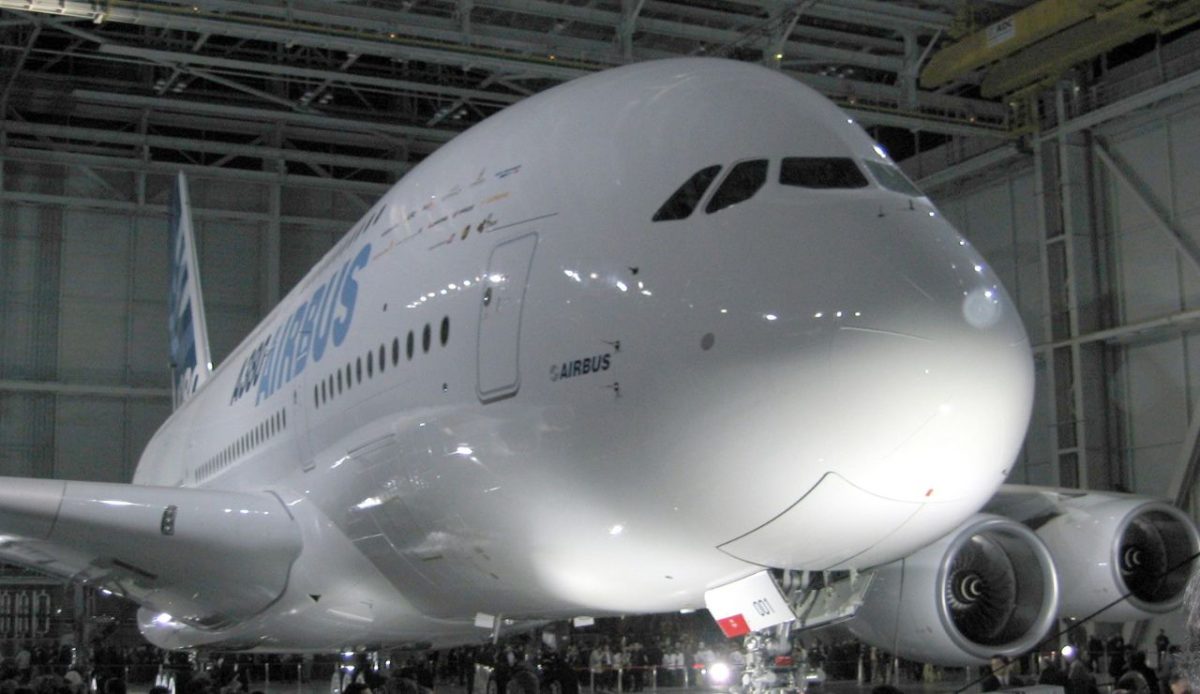 Why Only 11 Airlines Still Fly The Airbus A380 1 Market Shift & Airline Strategy