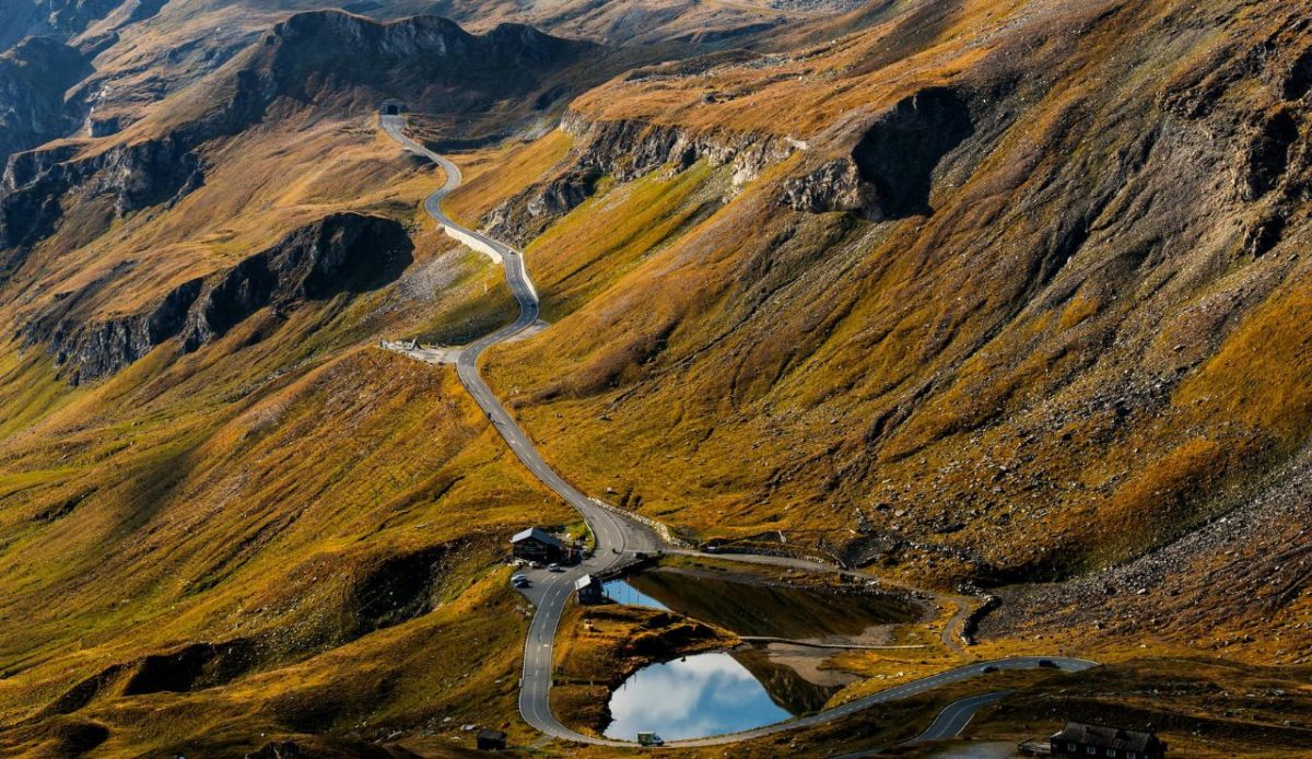 12 Fall Road Trips Across Borders Worth Adding To Your List 5 Germany to Austria via Romantic Road and Salzburg