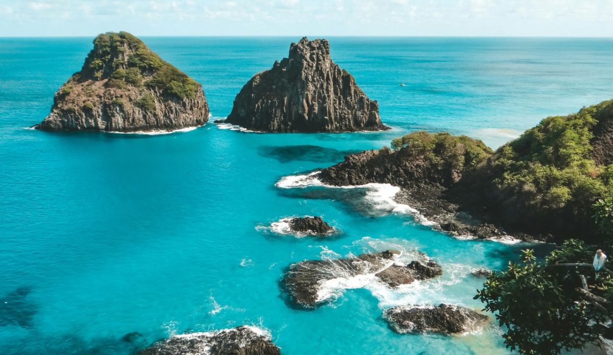 15 Most Breathtaking South American Islands Worth Adding to Your Bucket List 6 Fernando de Noronha, Brazil