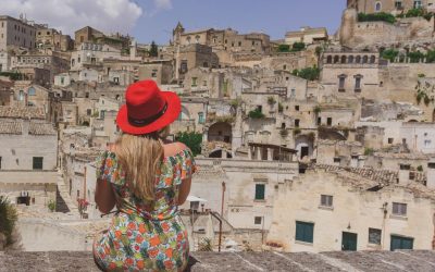 Rick Steves Shares a Simple Fashion Tip Women Should Know Before Visiting Italy