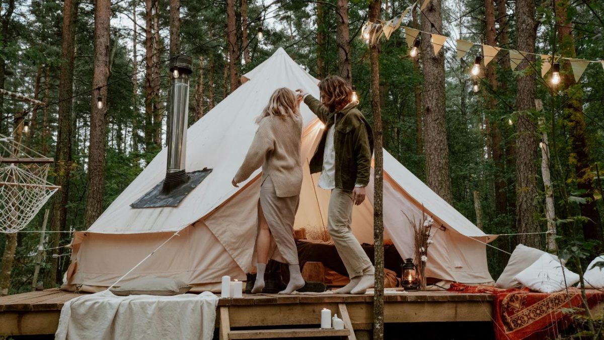 11 Glamping Spots Near U.S. National Parks Worth Booking This Year