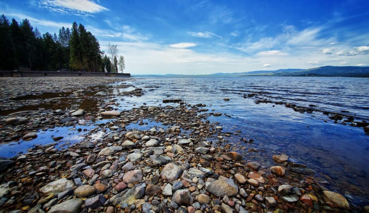 9 Montana Tourist Spots That Surprise Visitors Every Time 1 Flathead Lake