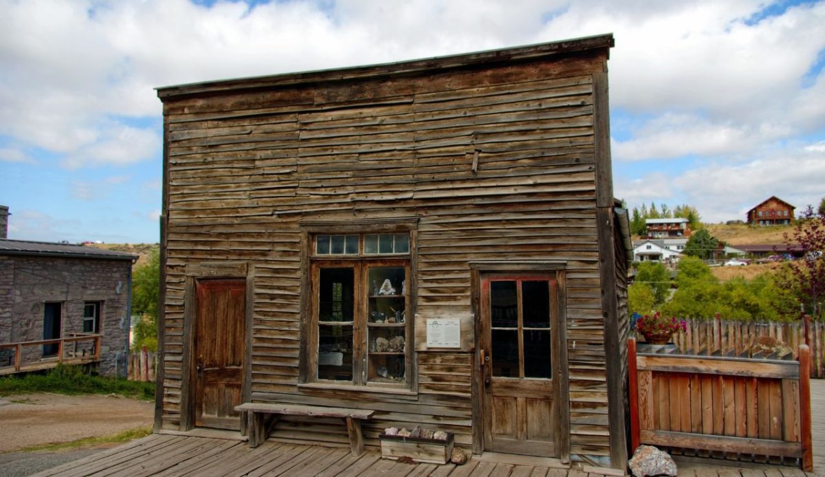 9 Montana Tourist Spots That Surprise Visitors Every Time 6 Virginia City