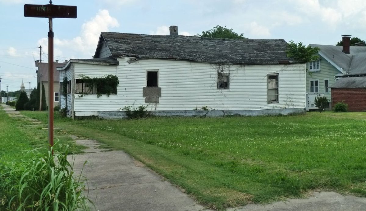 10 Unwelcoming Small Towns in America Tourists Often Avoid 4 Cairo, Illinois