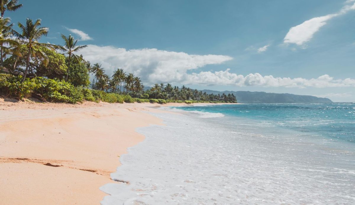 Why You Can’t Travel by Boat Between the Hawaiian Islands 2 Infrastructure & Environmental Challenges