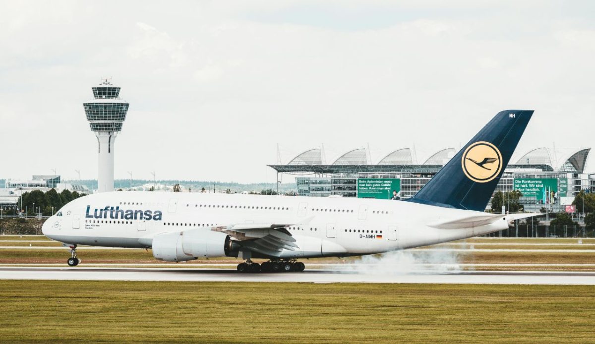 7 Airlines With the Largest Airbus A380 Fleets in 2025 5 Lufthansa