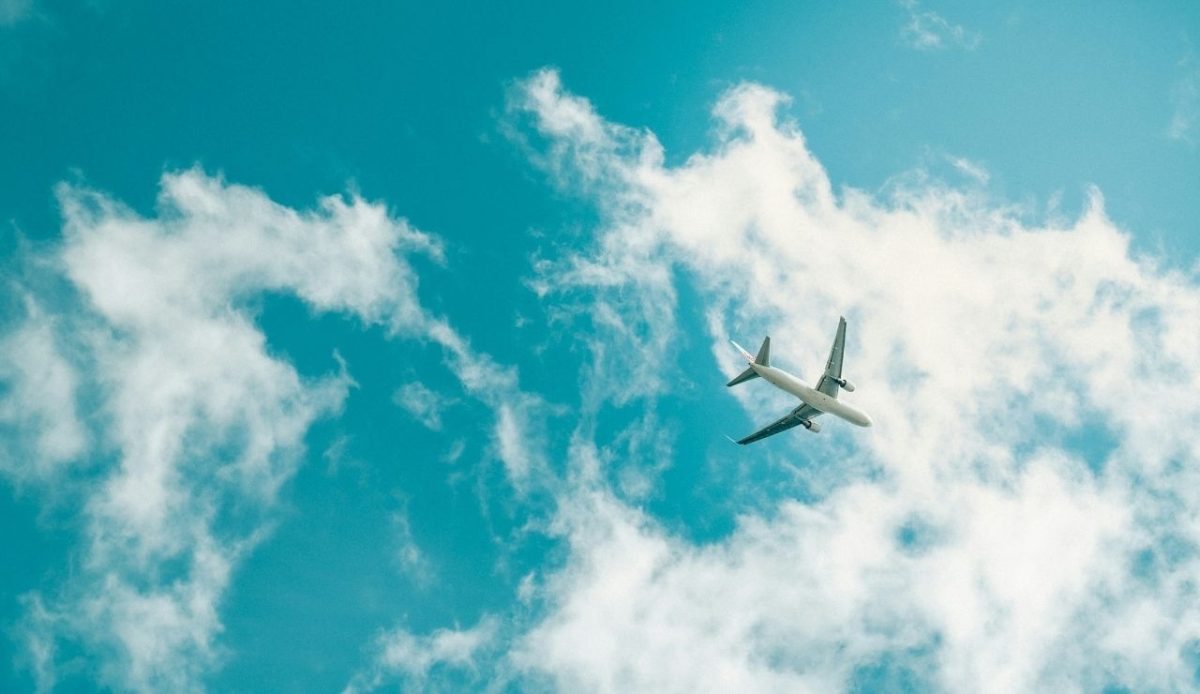 Why More Airlines Are Choosing One Airbus Model for Long-Haul Flights 3 airplane flying in sky