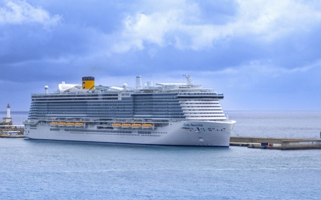 Why Mediterranean Cruises Are Ideal for Families With Teens