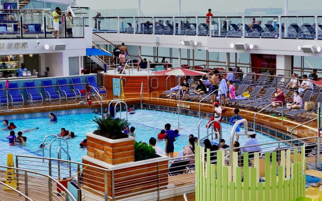 10 Must-Have Essentials for Your Next Cruise