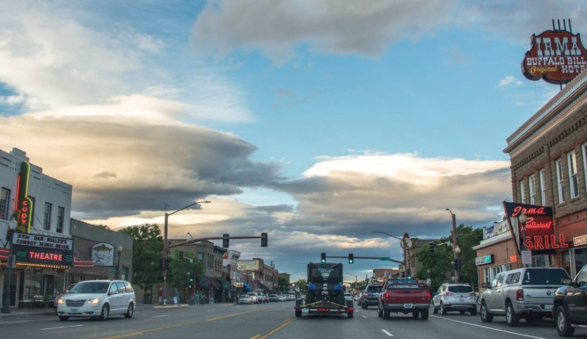 10 Wyoming Getaways Worth Visiting Beyond Yellowstone 3 Cody