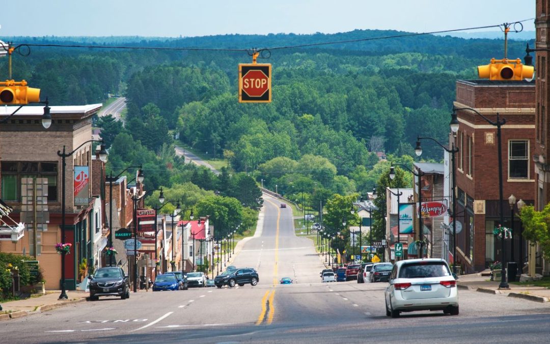 7 Charming Midwest Main Streets That Bring Back Small-Town Nostalgia
