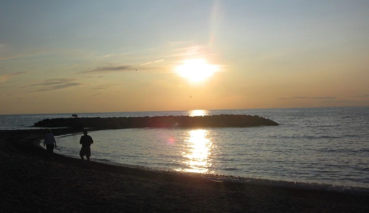 10 East Coast States With Sunsets You’ll Never Forget 5 sunset over Lake Erie at Presque Isle State Park Pennsylvania