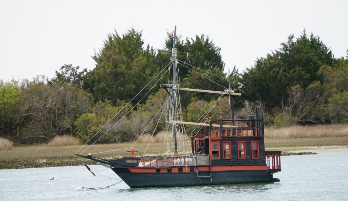 Boat along the North Carolina coast at Beaufort Beaufort, NC, USA 