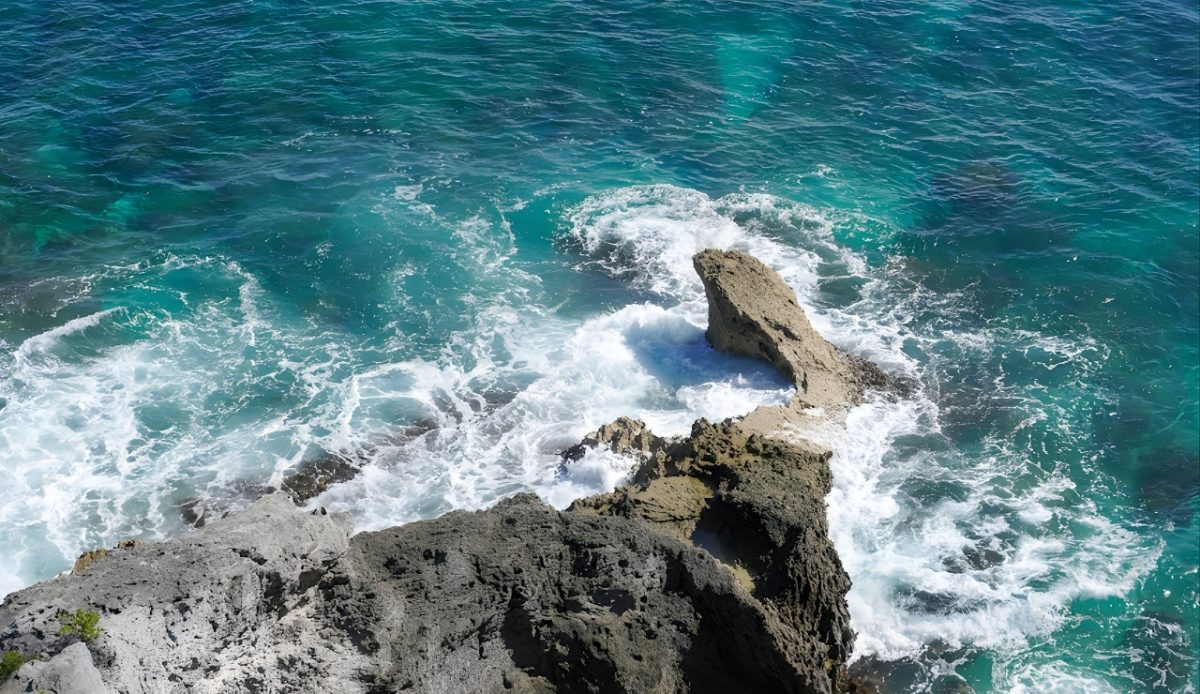 Rocky coastline and turquoise water in Isla Mujeres, Quintana Roo, Mexico 
