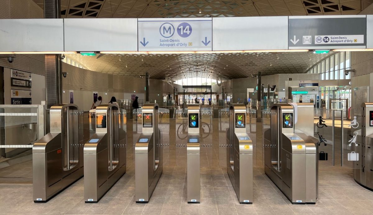 10 Metro Mistakes Tourists Always Make in Paris 3 Forgetting to Validate Tickets