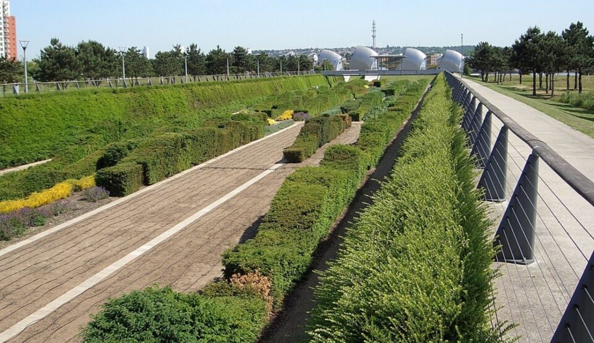 Thames Barrier Park,Summer 2005  