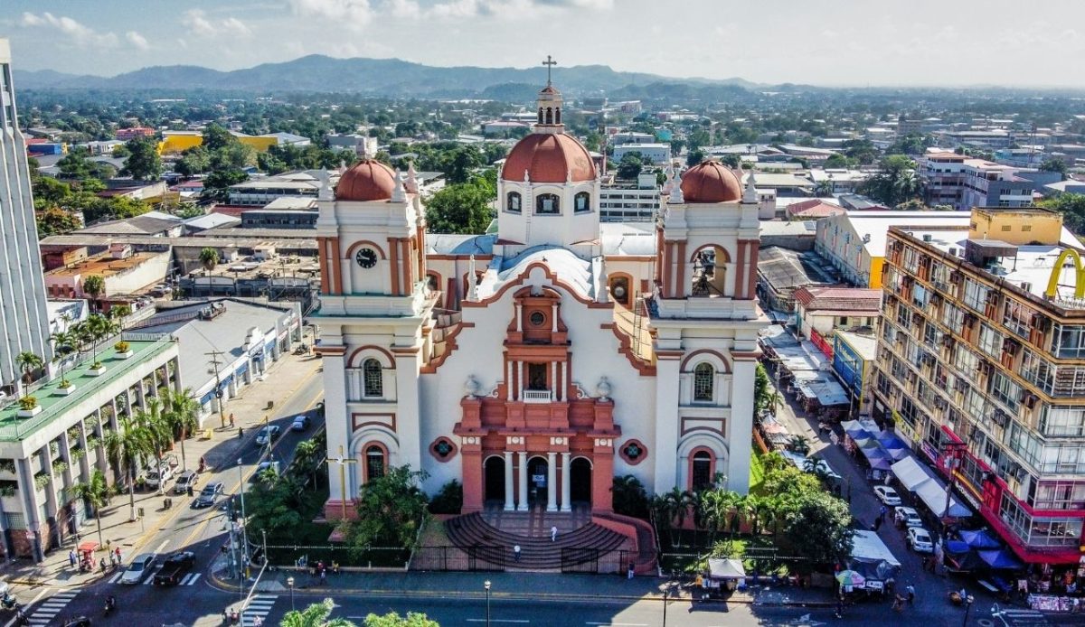 Catedral de San Pedro Sula, Honduras           