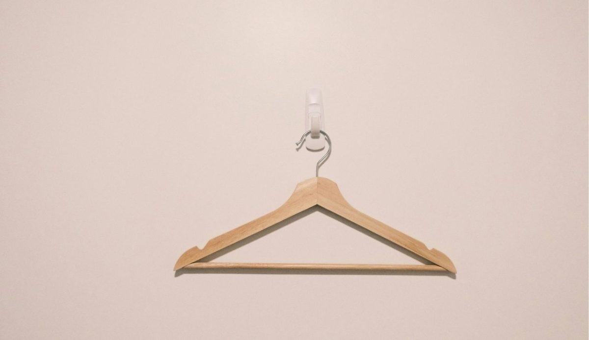 Clothing hanger      