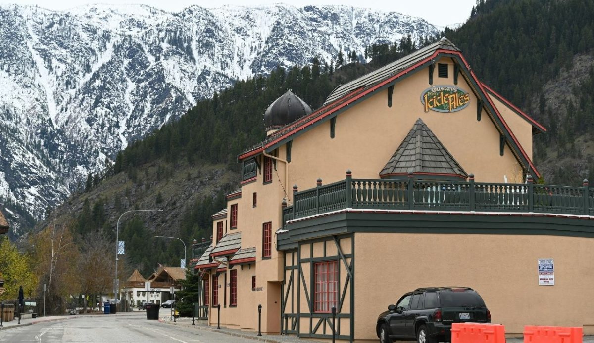 10 Family Friendly Mountain Towns That Stay Festive Through Thanksgiving 8 Leavenworth, Washington