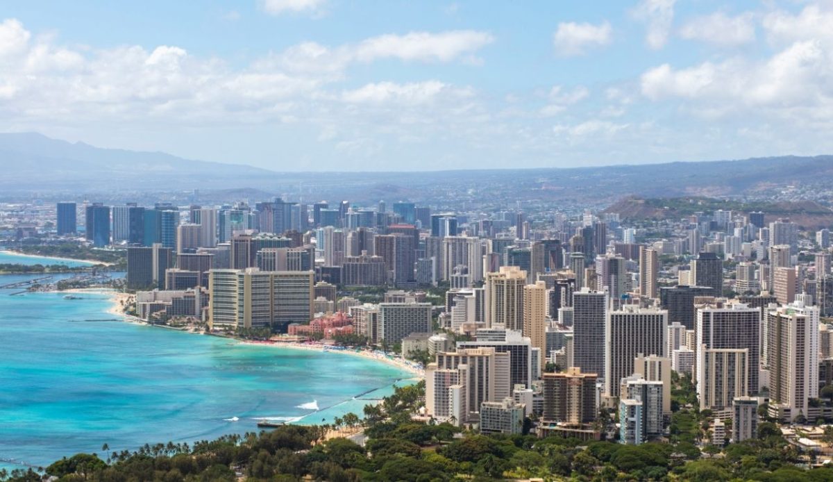 Honolulu skyline and Waikiki Beach, Hawaii,Honolulu,USA   