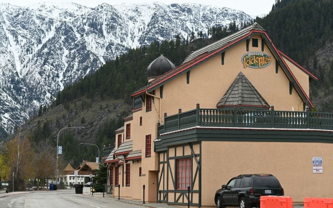 15 Small Pacific Northwest Towns Filled With Star Power