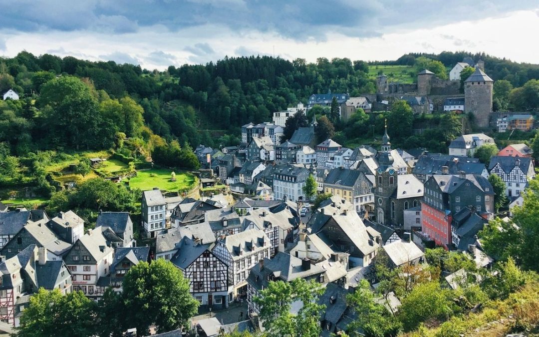 10 Central European Towns So Beautiful They Belong on a Postcard