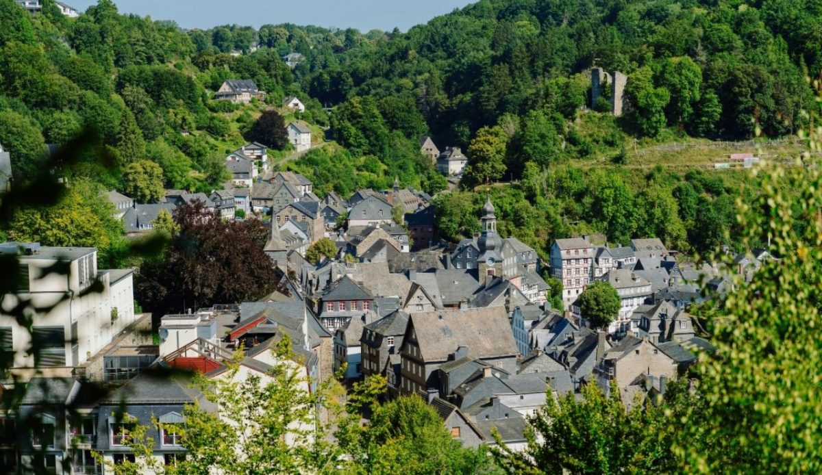 10 Central European Towns So Beautiful They Belong on a Postcard 8 Monschau, Germany