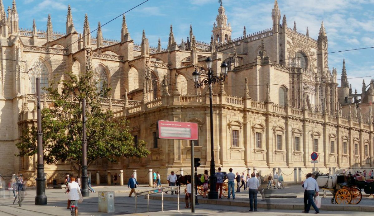 10 Warmest Winter Getaways to Visit Across Spain 1