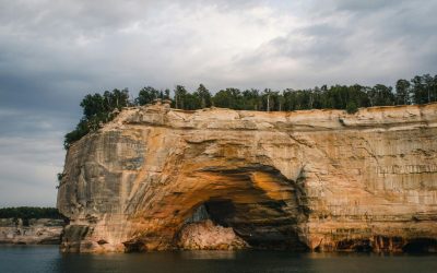 11 Hidden Beaches to Discover in Michigan’s Upper Peninsula
