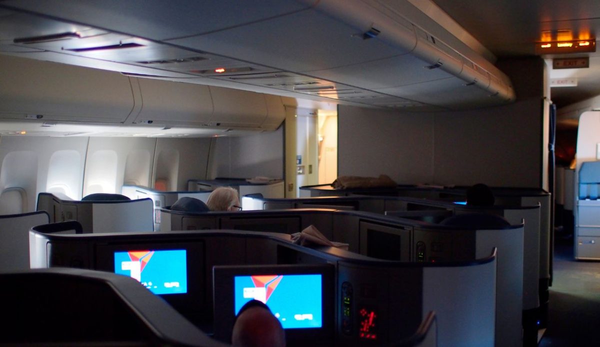 In-Flight Lounges and Social Areas