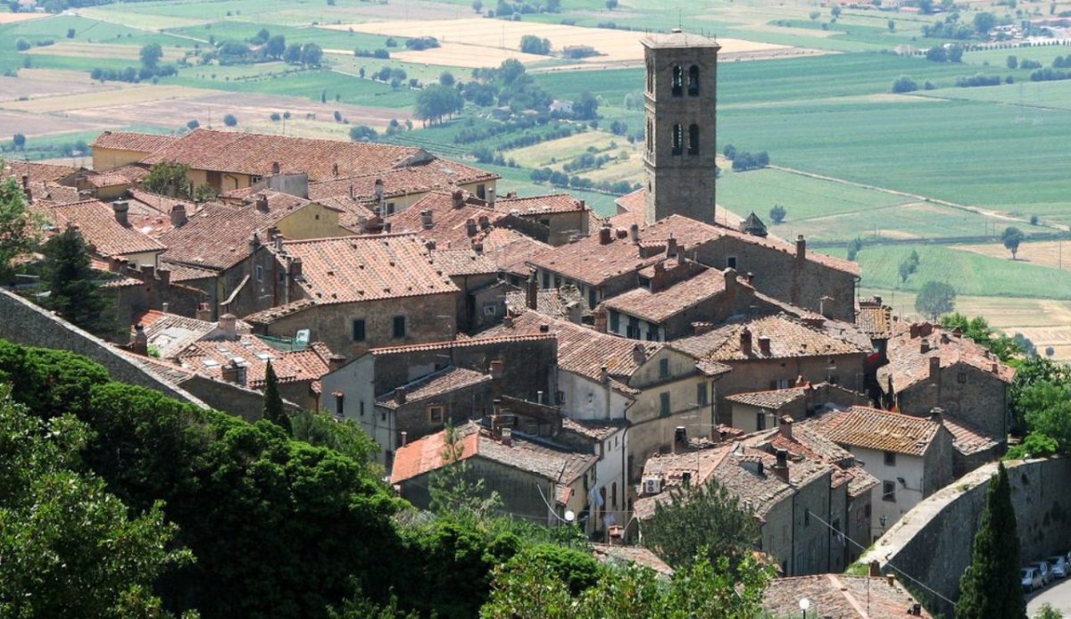  Cortona