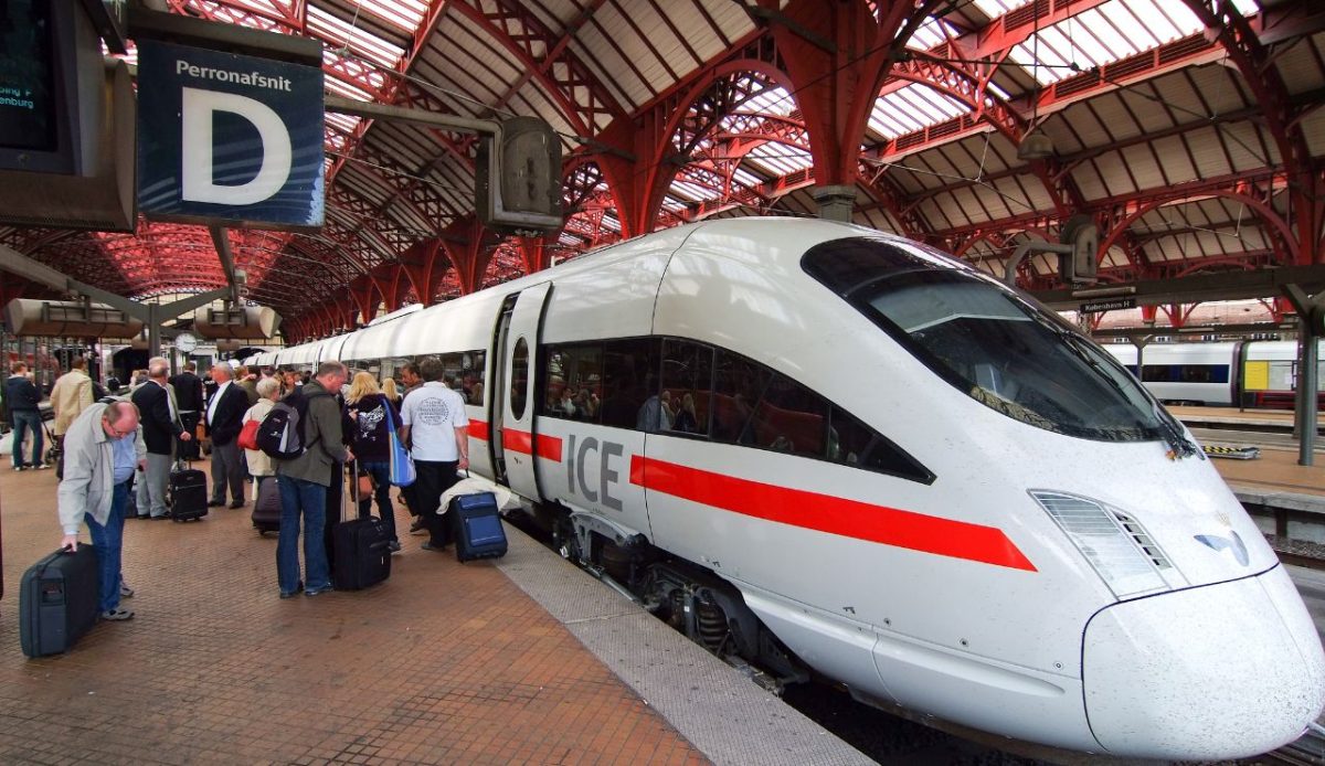 Tallinn to Warsaw high speed train Europe