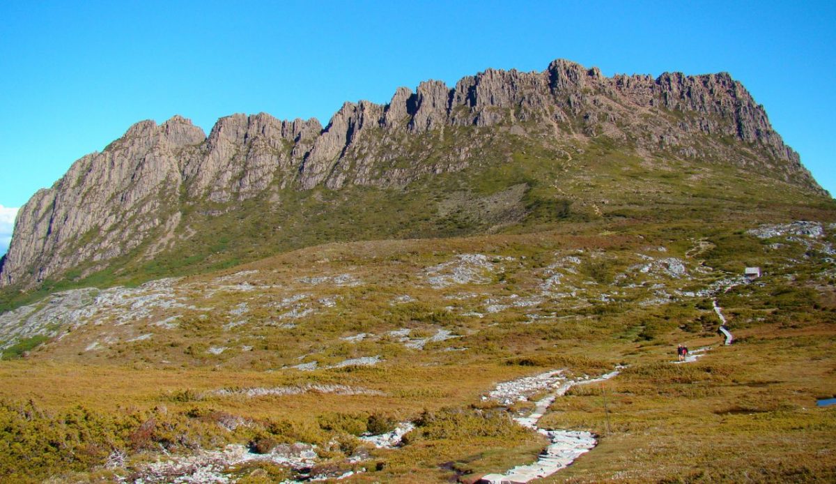 10 Iconic Hiking Trails Every Outdoor Lover Should Try at Least Once 4