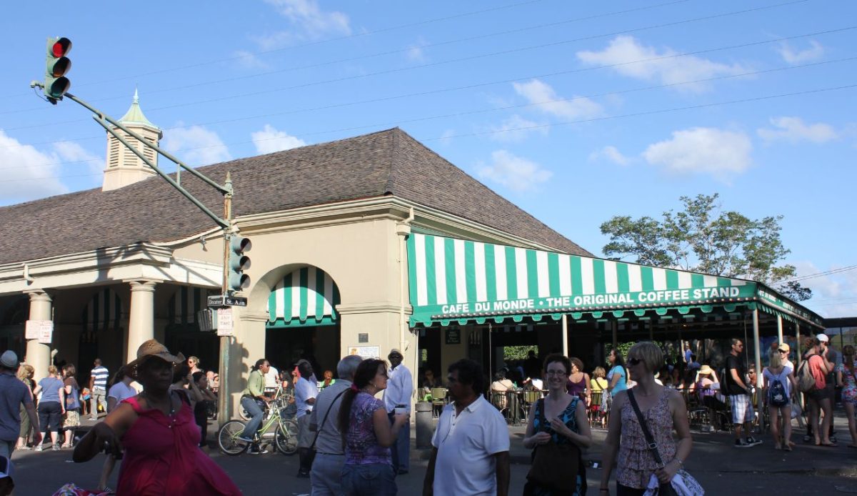 Enjoy Beignets and Hot Chocolate at Café du Monde