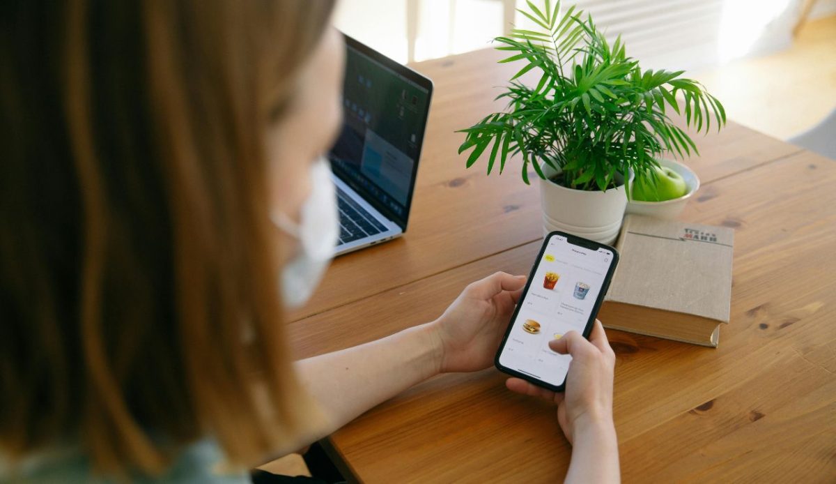 Follow Foodie Hashtags on Social Media