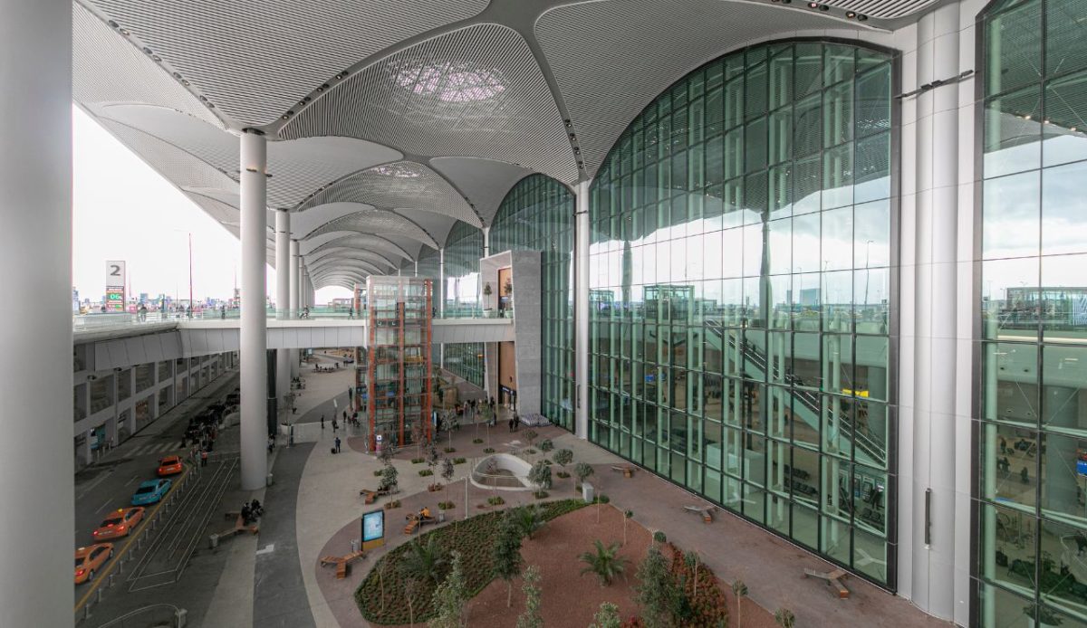  Istanbul Airport