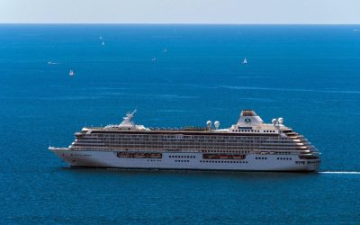Home 1 Why a Cruise Around the World Might Be the Ultimate Travel Adventure