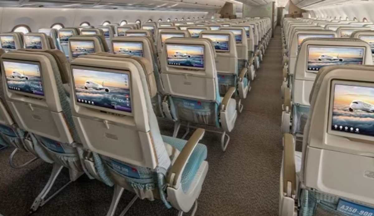emirates economy class seat               